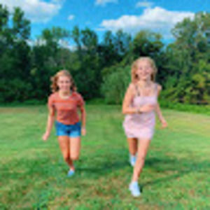 Meet your Posher, Avery